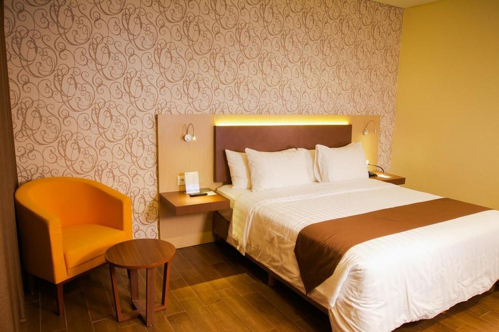 BW Suite Belitung Tanjung Pandan Eksteriør billede