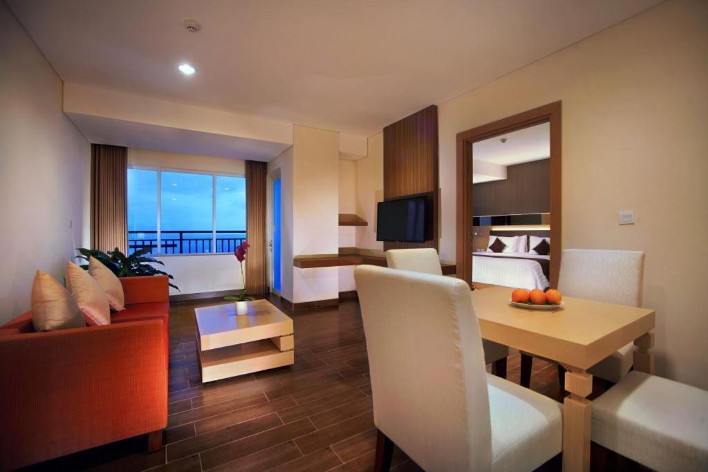 BW Suite Belitung Tanjung Pandan Eksteriør billede